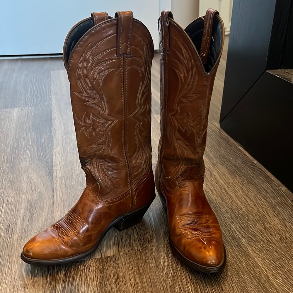 Laredo cowboy boots